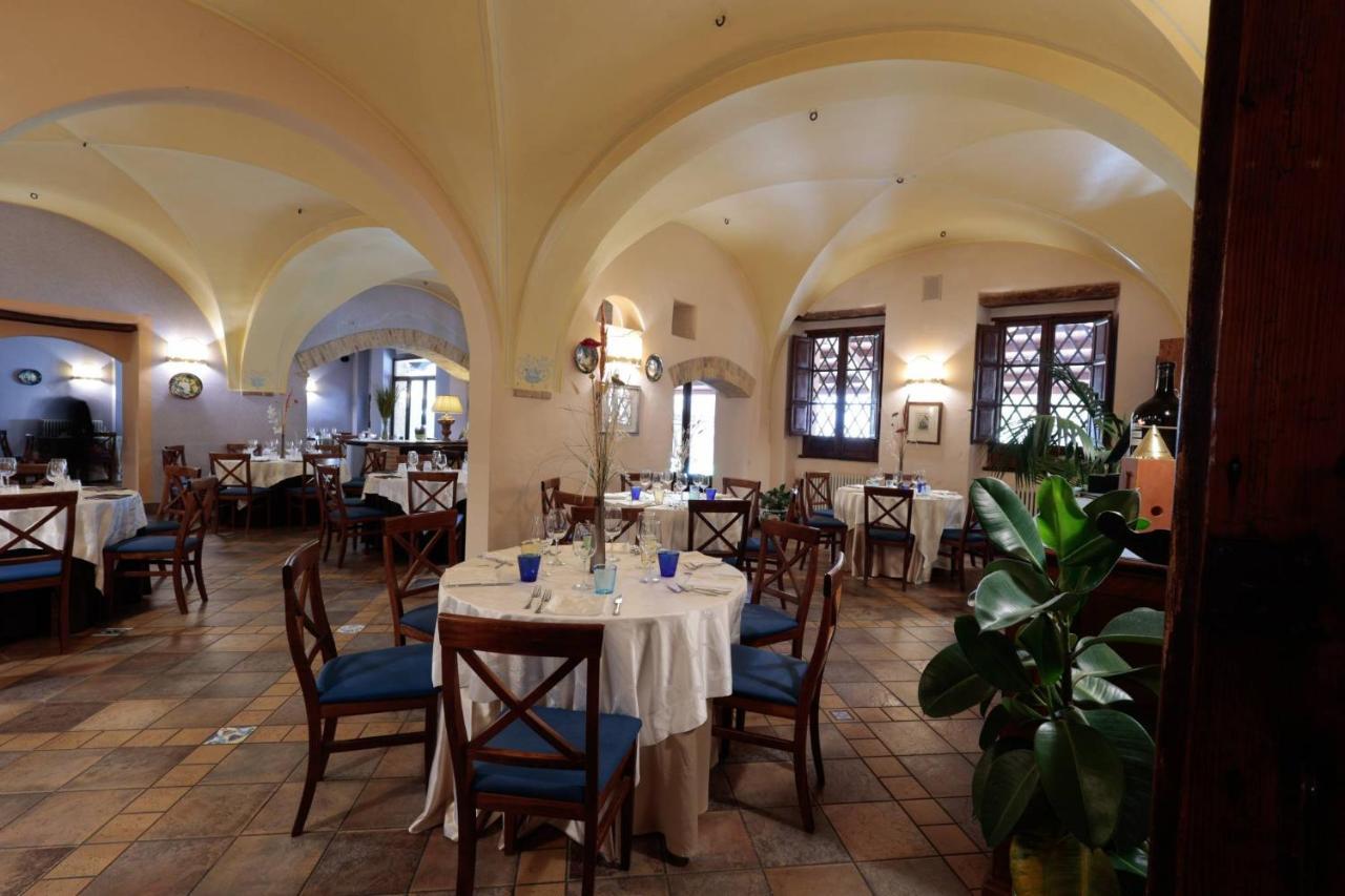 Hotel Corte Dei Tini Терамо Екстер'єр фото